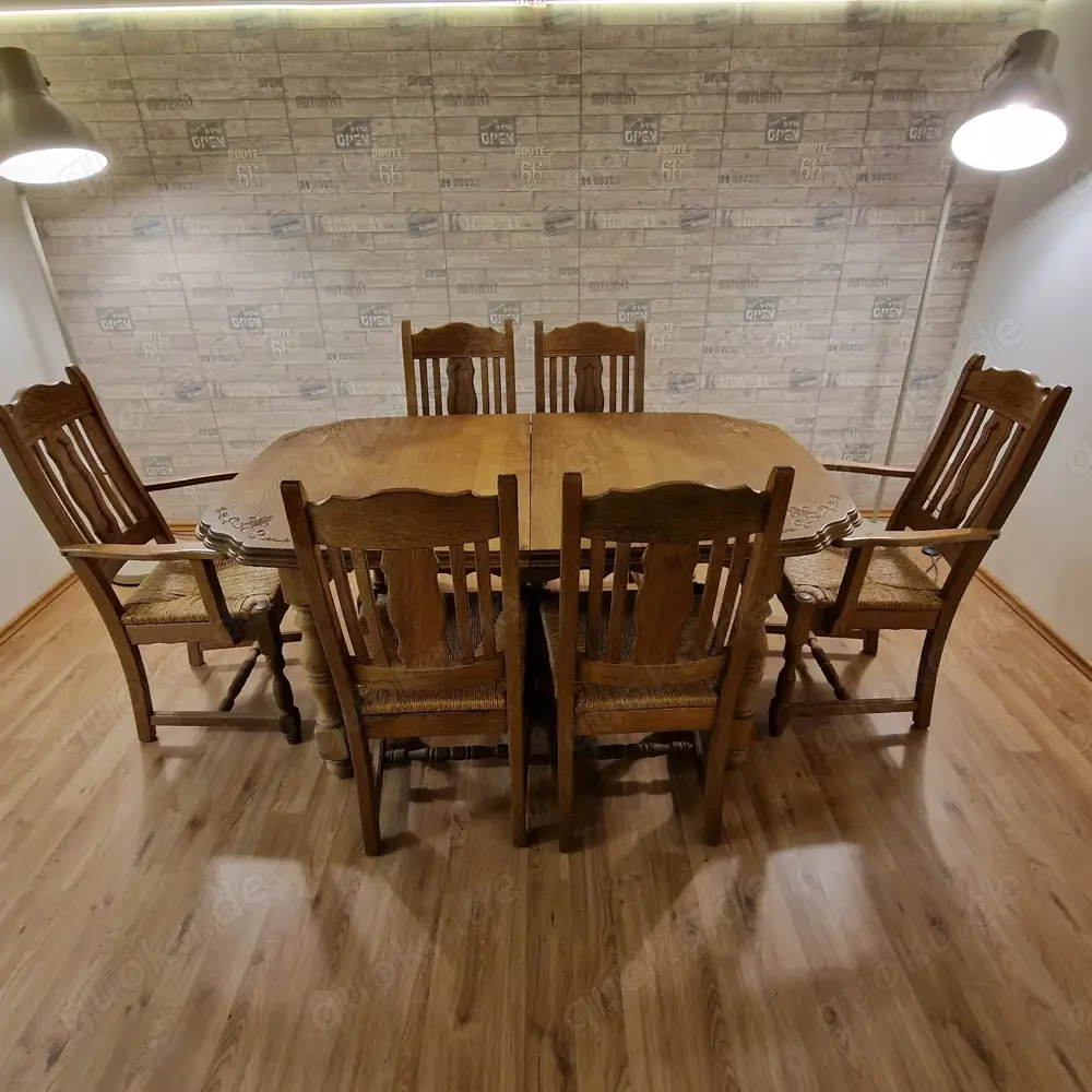 Essgruppe Eiche massiv, Sitzgruppe Tisch 4 Stühle, 2 Sessel
