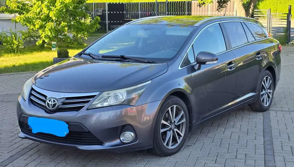 Toyota Avensis Avensis Combi 2.0 D-4D Edition