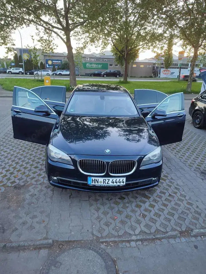 BMW 740 740d