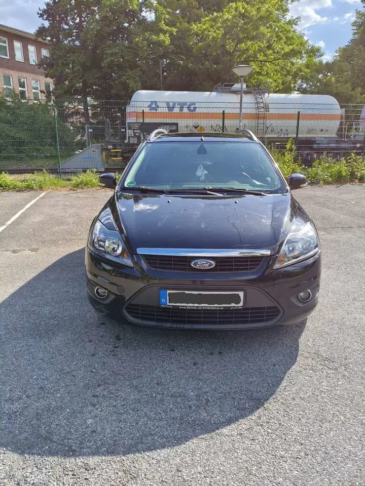 Ford Focus Turnier 1.8 Black Magic
