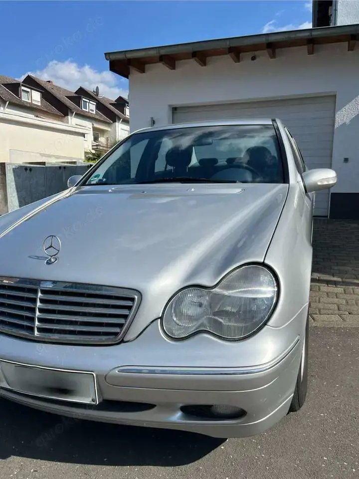 Mercedes-Benz C 180 Elegance