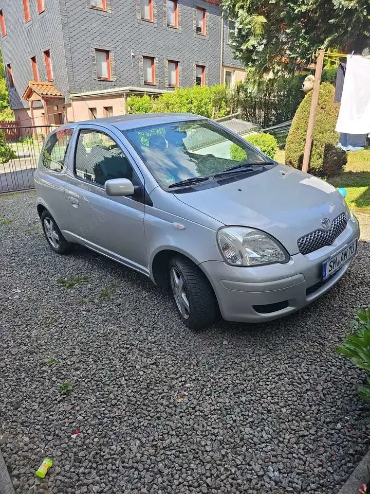 Toyota Yaris 1.0 Sol