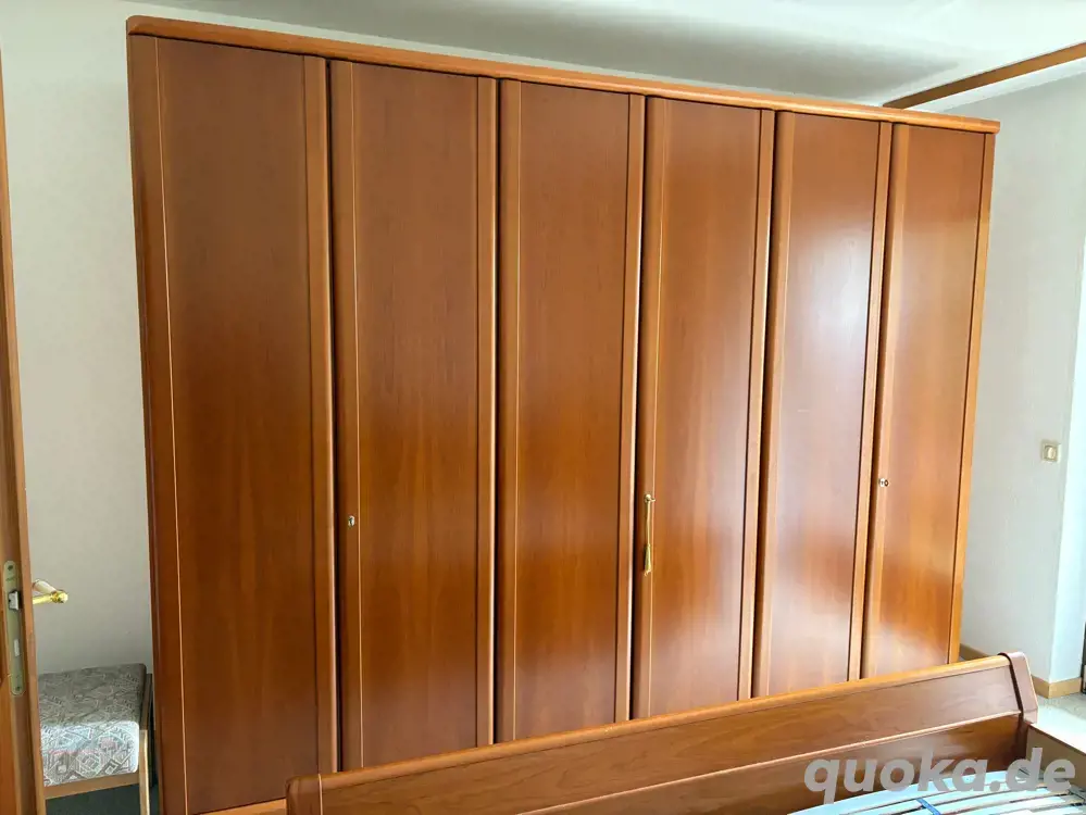 Kleiderschrank |hochwertig, gepflegt, viel Stauraum, Vintage Kleiderschrank |hochwertig, gepflegt, viel Stauraum, Vintage