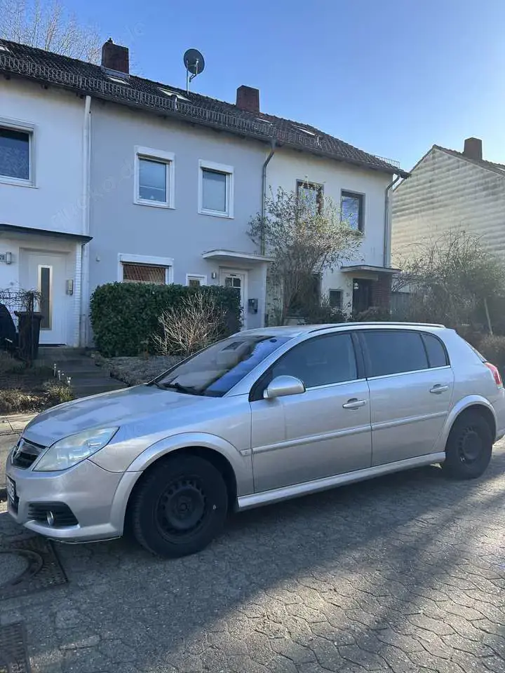 Opel Signum 1.9 CDTI 150 ps