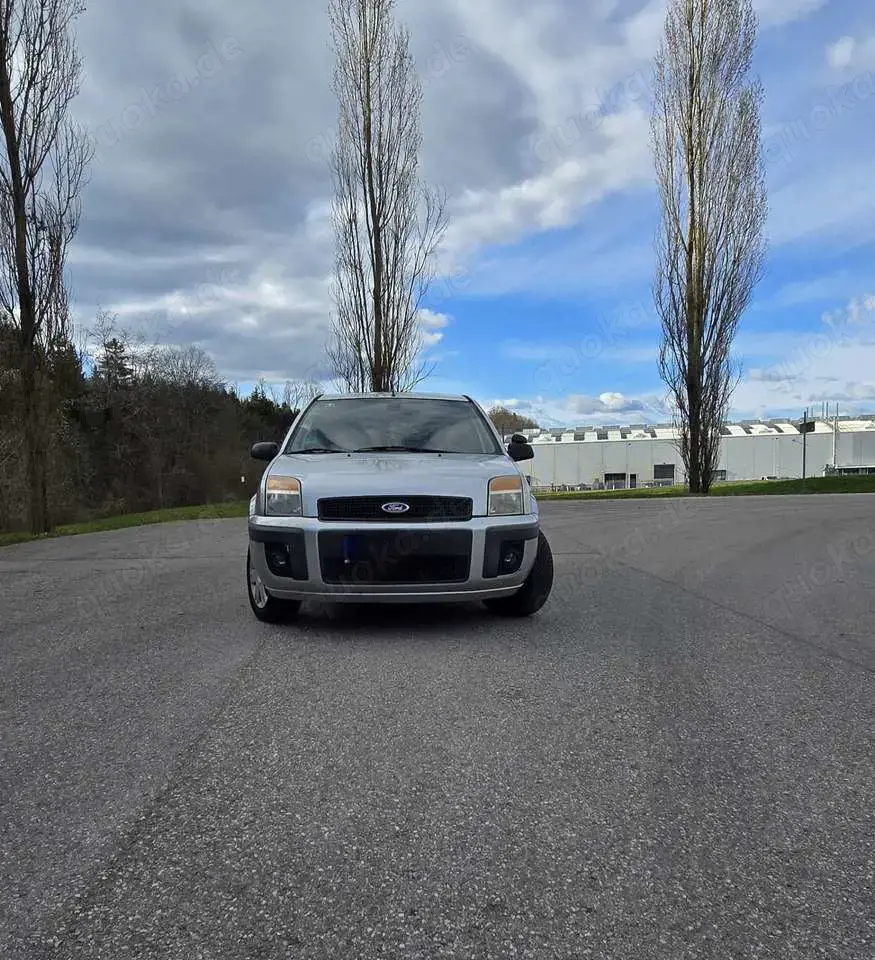 Ford Fusion Fusion 1.6 Aut. +