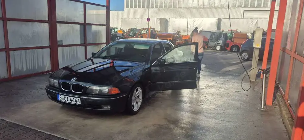 BMW 528 528i touring