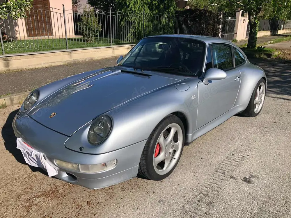 Porsche 993