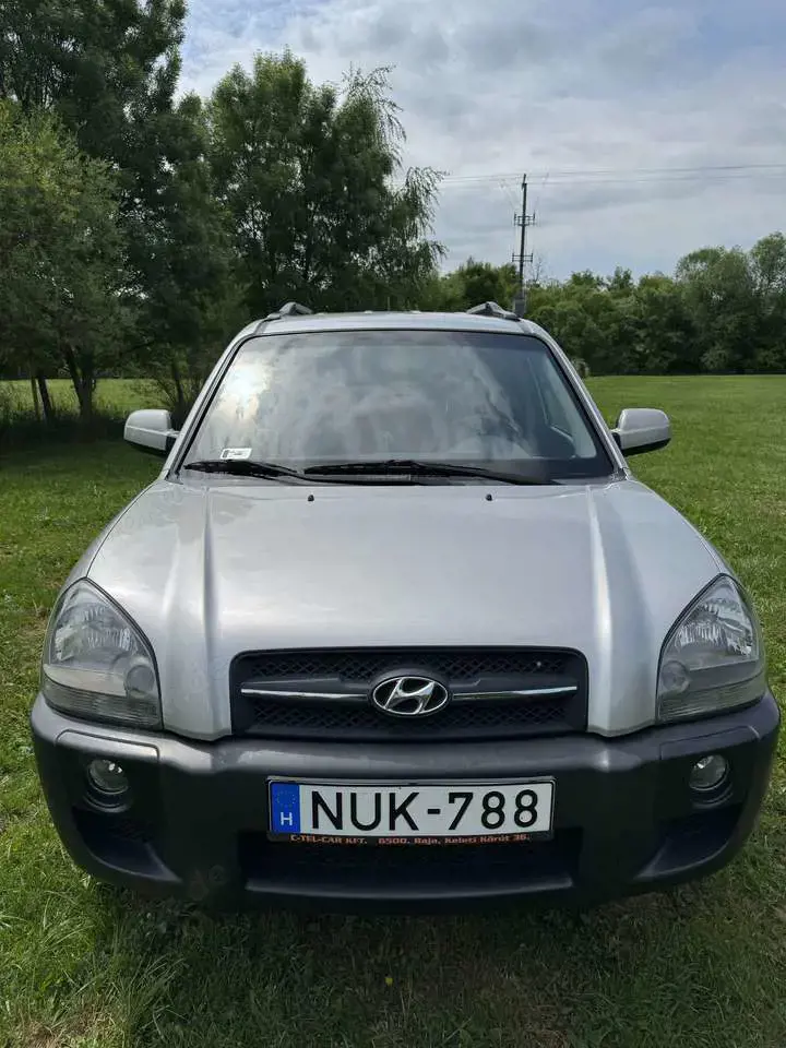 Hyundai TUCSON Tucson 2.0 CRDi VGT 2WD Automatik GLS