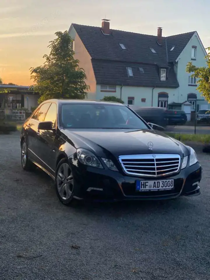 Mercedes-Benz E 350 CDI BlueEFFICIENCY 7G-TRONIC