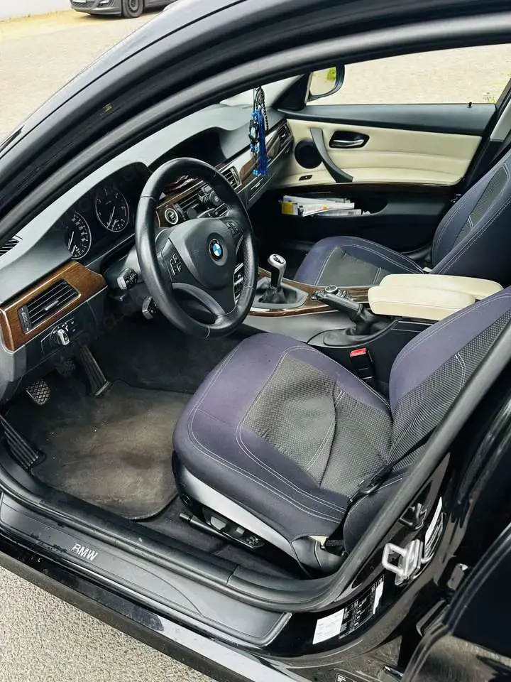 BMW 320 320d Futura c/pelle 184cv