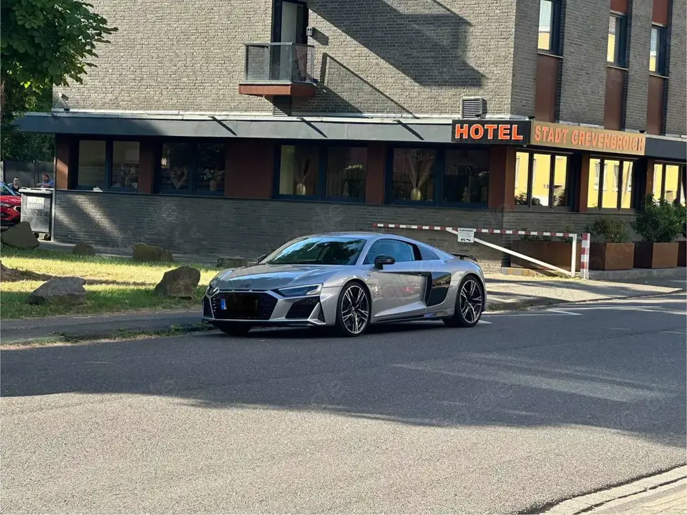 Audi R8 R8 V10 performance 5.2 FSI 1.Hand VOLL Exclusive