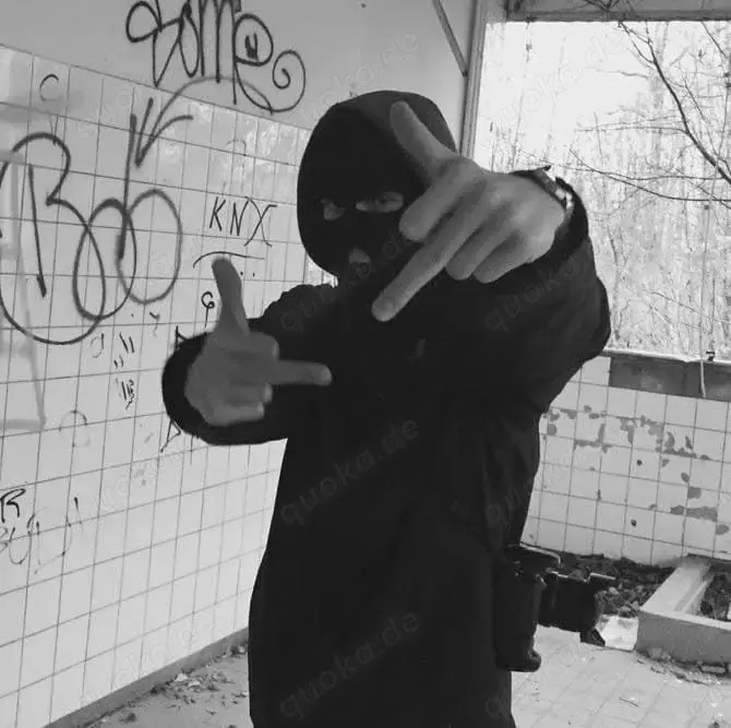 Dominanter Mann bietet diskrete Führung & Struktur 
