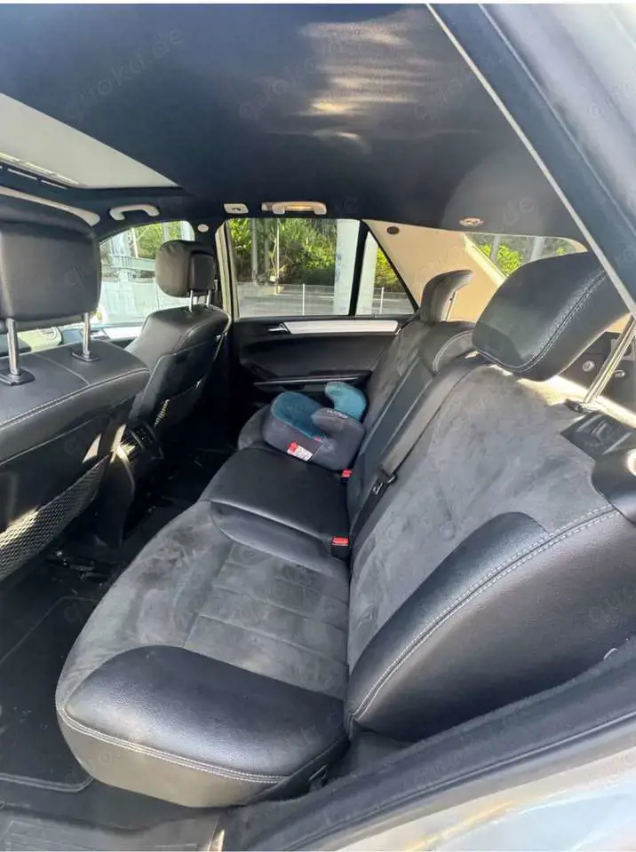 Mercedes-Benz ML 320