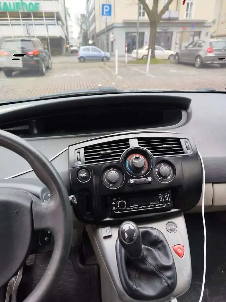 Renault Scenic 1.6 16V Confort Expression/LPG von Werk