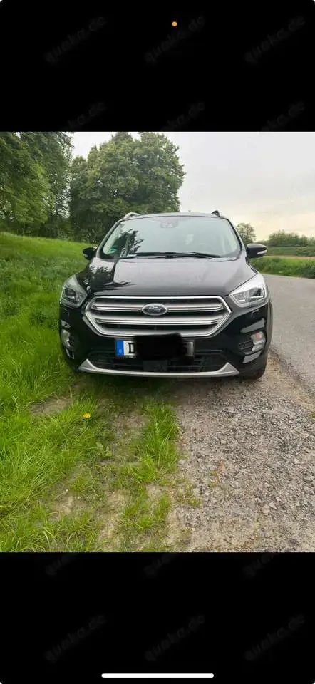 Ford Kuga 1.5 EcoBoost 2x4 Aut. Titanium, Top Zustand!!!