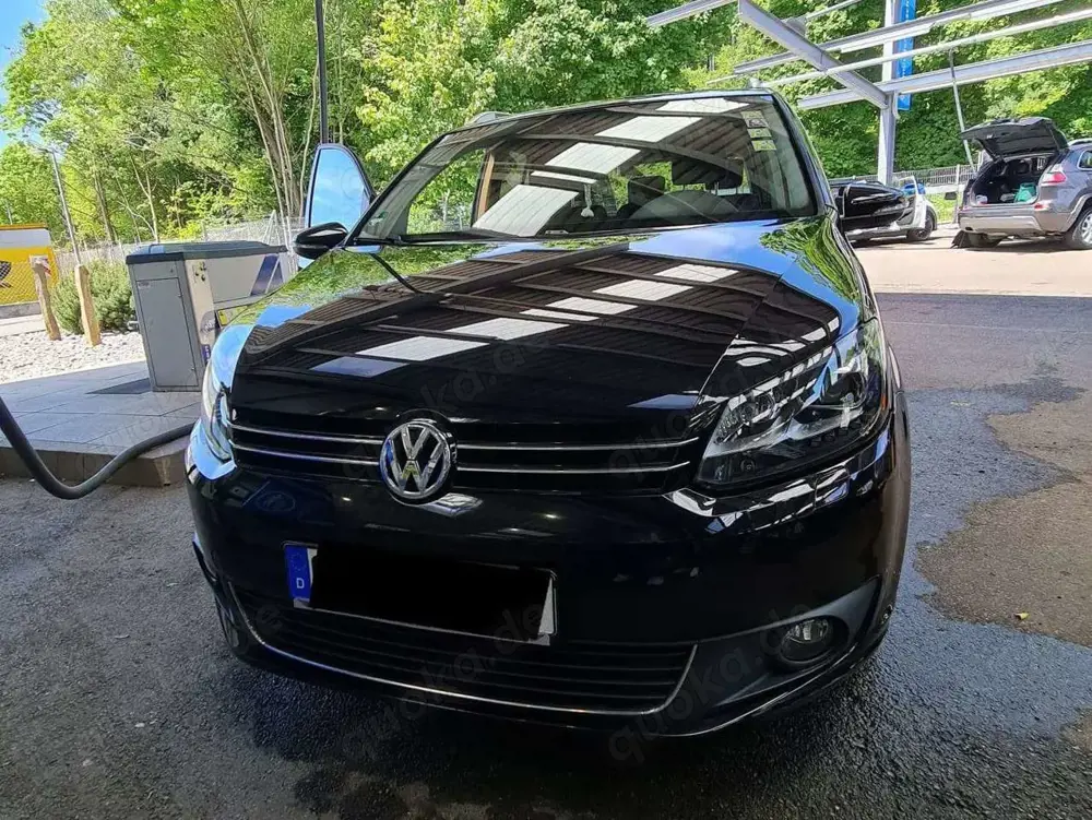 Volkswagen Touran Touran 1.4 TSI DSG MATCH mit 76000 KM.
