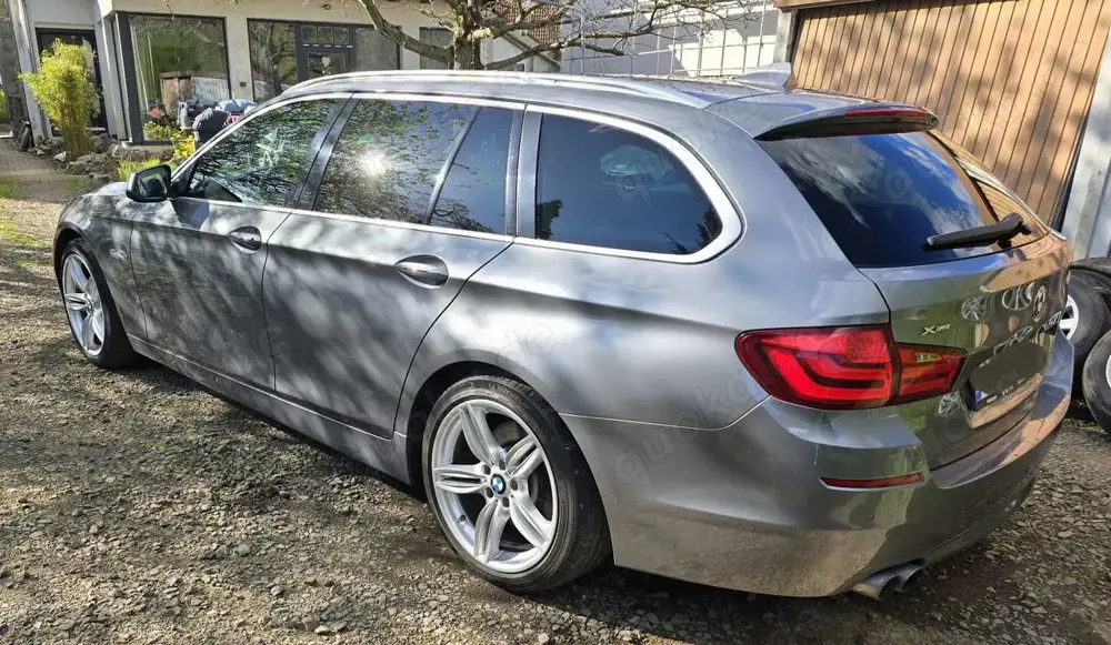 BMW 530 530d xDrive Touring Sport-Aut.