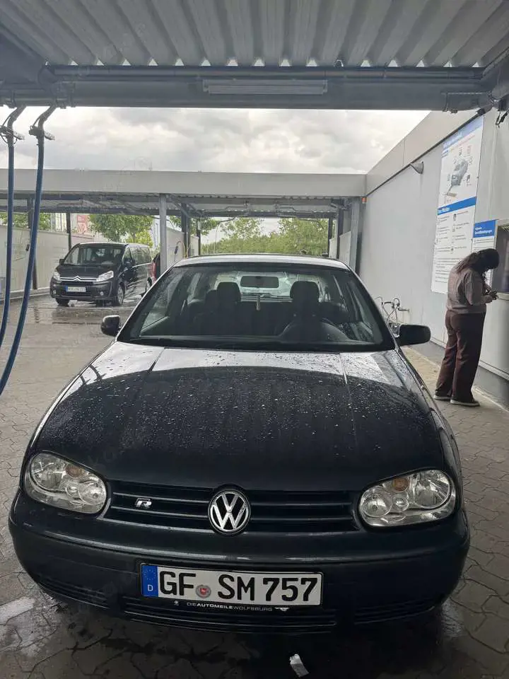 Volkswagen Golf 1.6 FSI Special