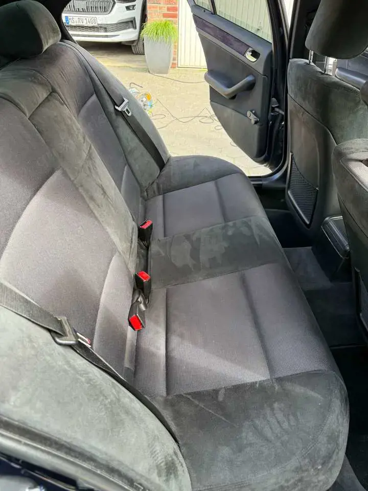 BMW 325 325i mit M-Paket und Sportfahrwerk