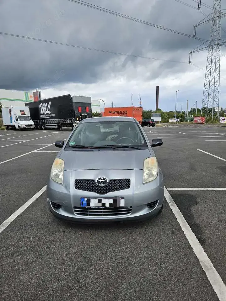 Toyota Yaris Sol