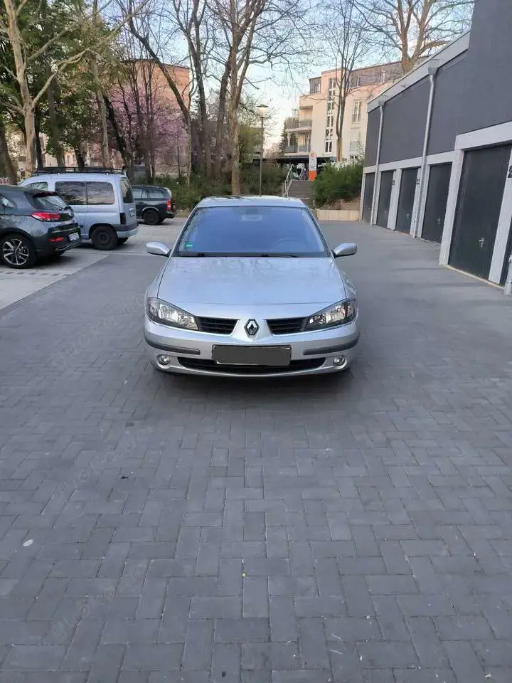 Renault Laguna 2.0 16V Dynamique