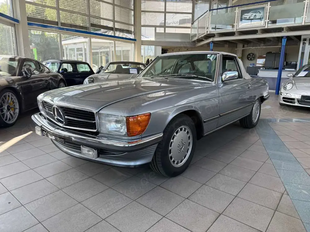 Mercedes-Benz SL 560 560 SL   R107