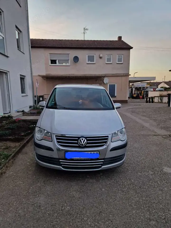 Volkswagen Touran sieht gut aus