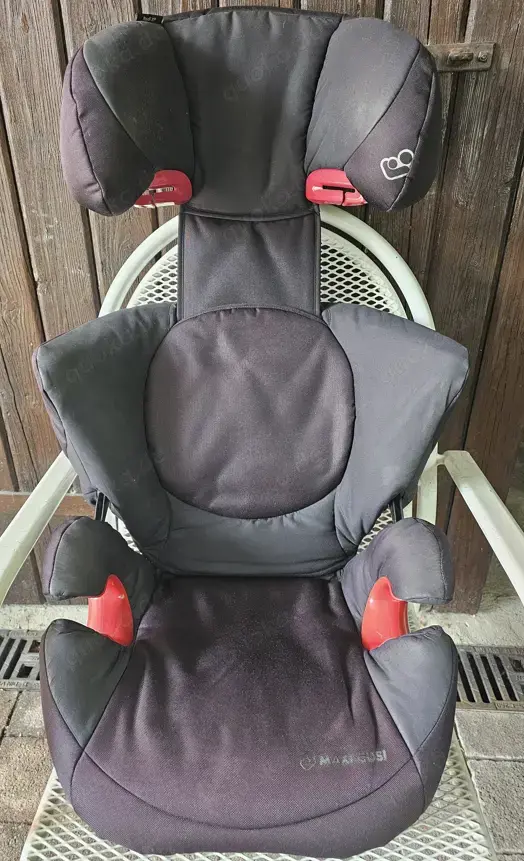 sehr gute Kindersitze zu verschenken