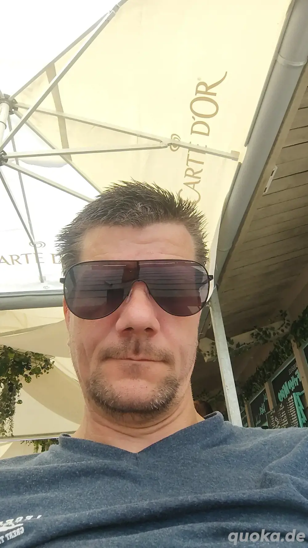 Suche süße hübsche Frau zum outdoor treffen,am See lass uns Spaß im Freien haben jetzt spontan