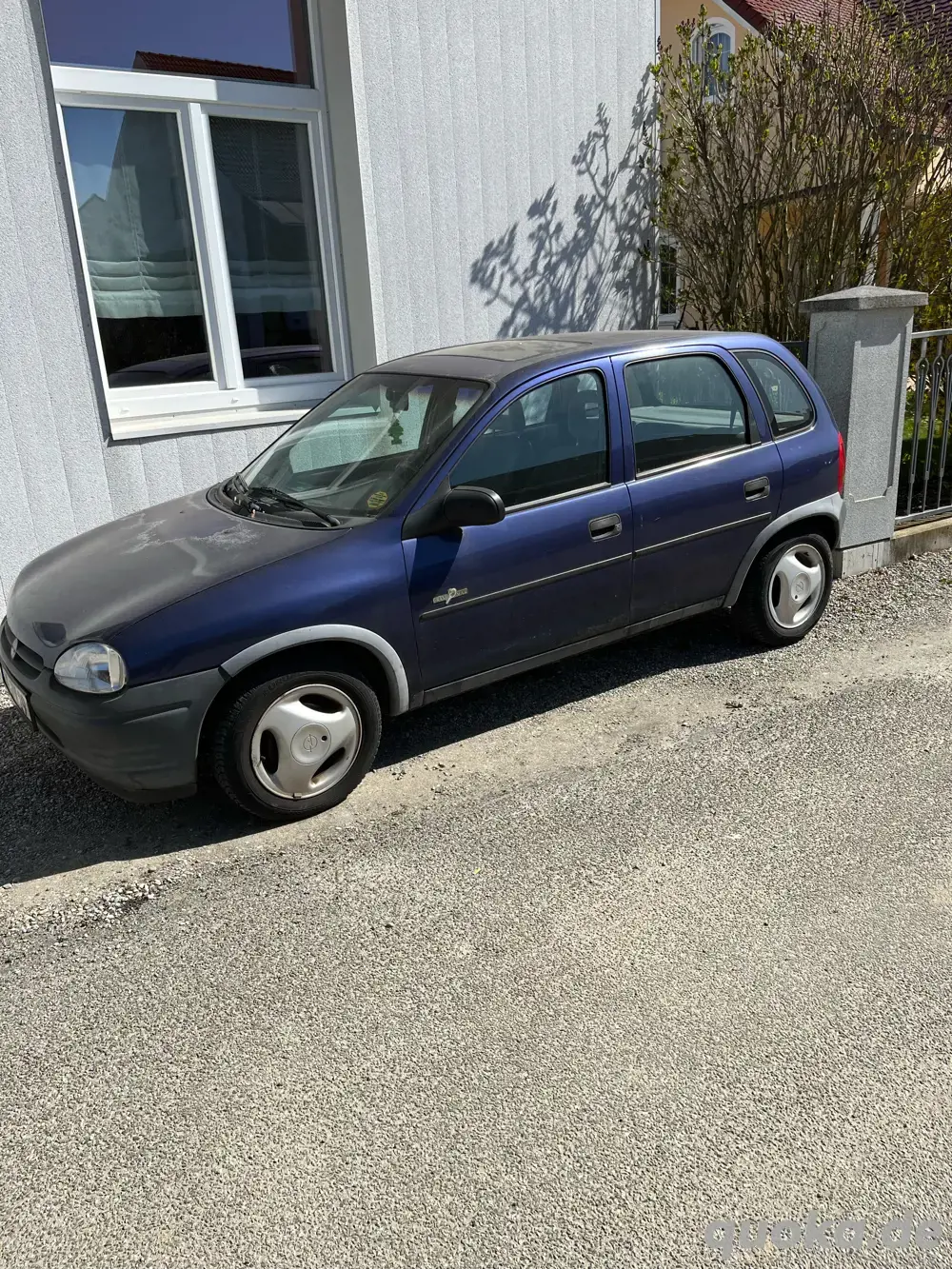 Fast ein Oldtimer, 29 Jahre, Lack runter und er fährt