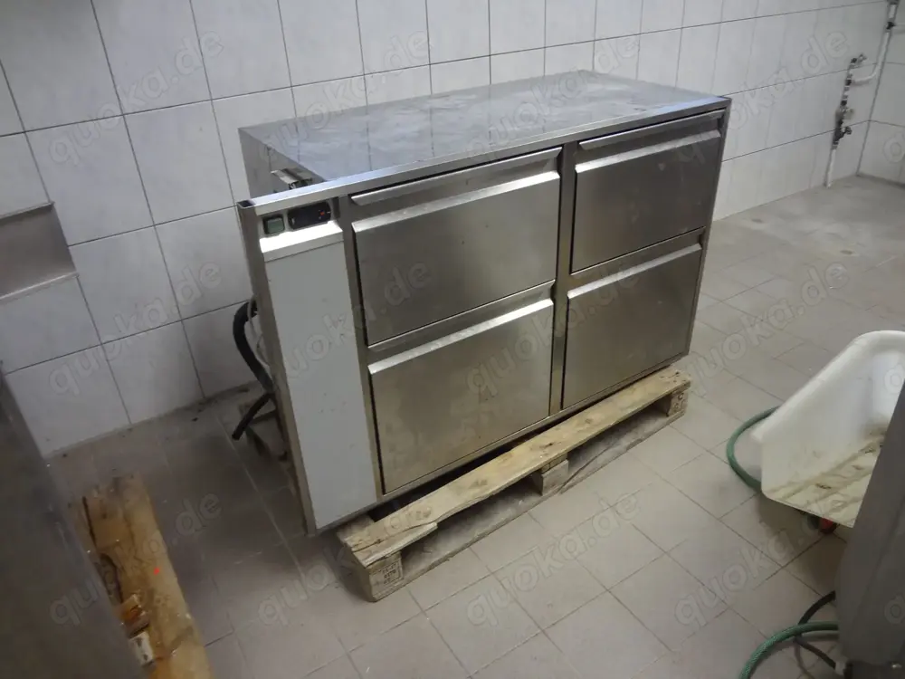 Gastro Edelstahl Barkühltisch 4 Schubladen Kühlung