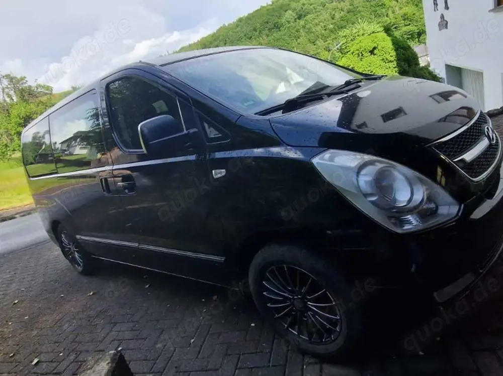 Hyundai H-1