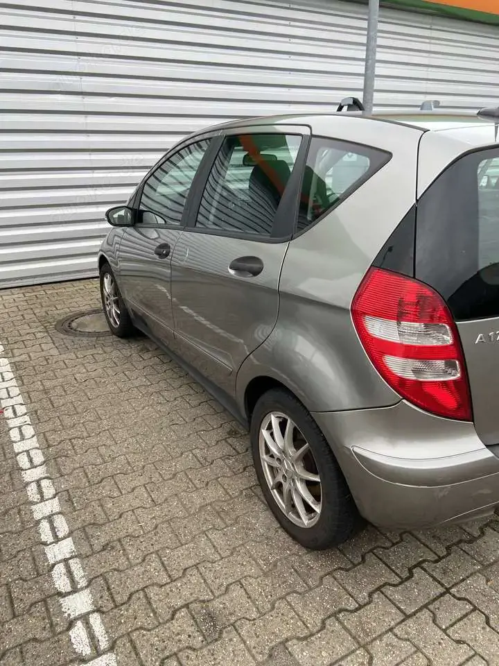 Mercedes-Benz A 170 A 170 (169.032)