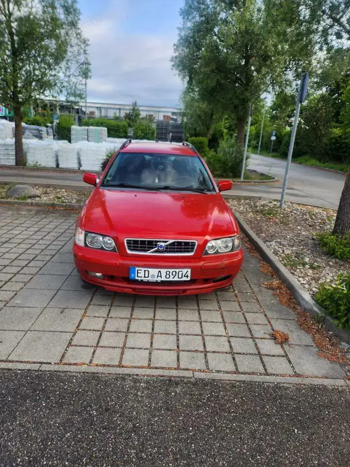 Volvo V40