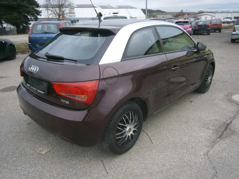 Audi A1 attraction*Tüv-neu*Navi*Start/Stop*Klima*SH*