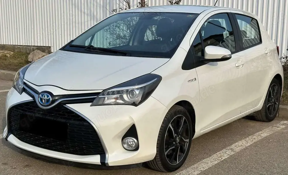 Toyota Yaris Yaris 5p 1.5h Style my16
