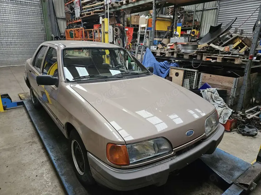 Ford Sierra Top gepflegter Ford Sierra Bj. 1987 45.090km