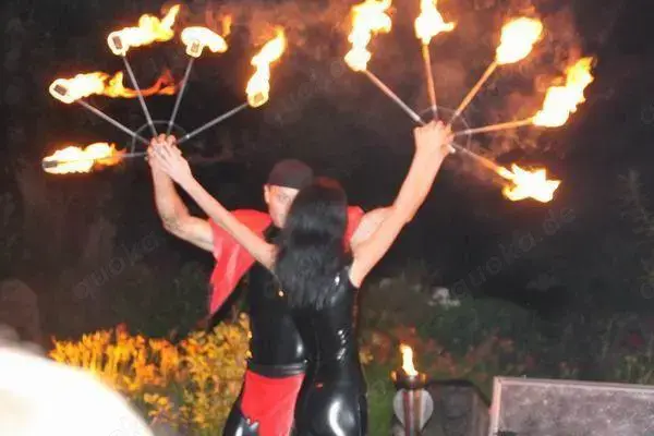 Feuershow - durch kurzfristige Absage noch Mitte Nobember möglich