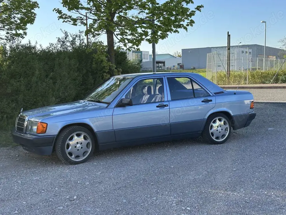 Mercedes-Benz 190 W201 1.8 190E | Perlblau Metallic | TÜV NEU