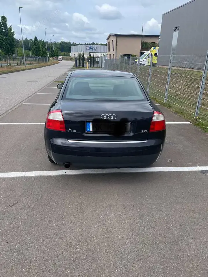 Audi A4 2.0