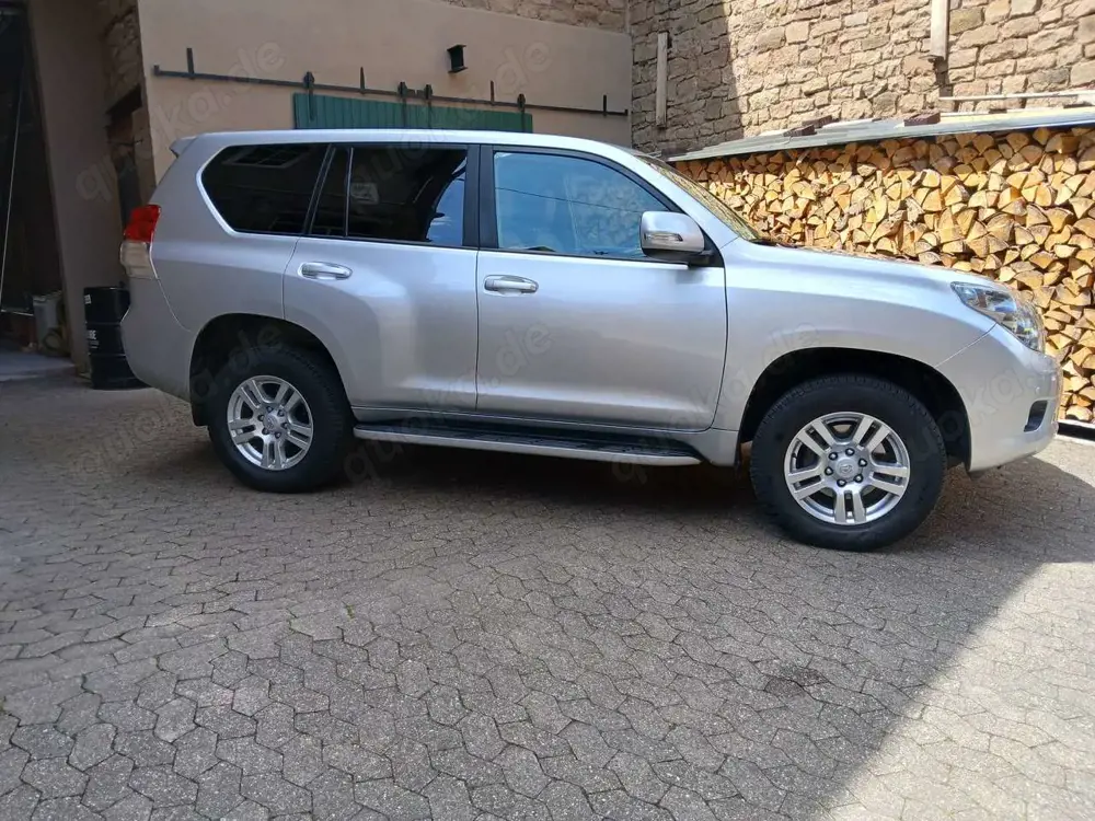 Toyota Land Cruiser Land Cruiser 3.0 D-4D Automatik Executive