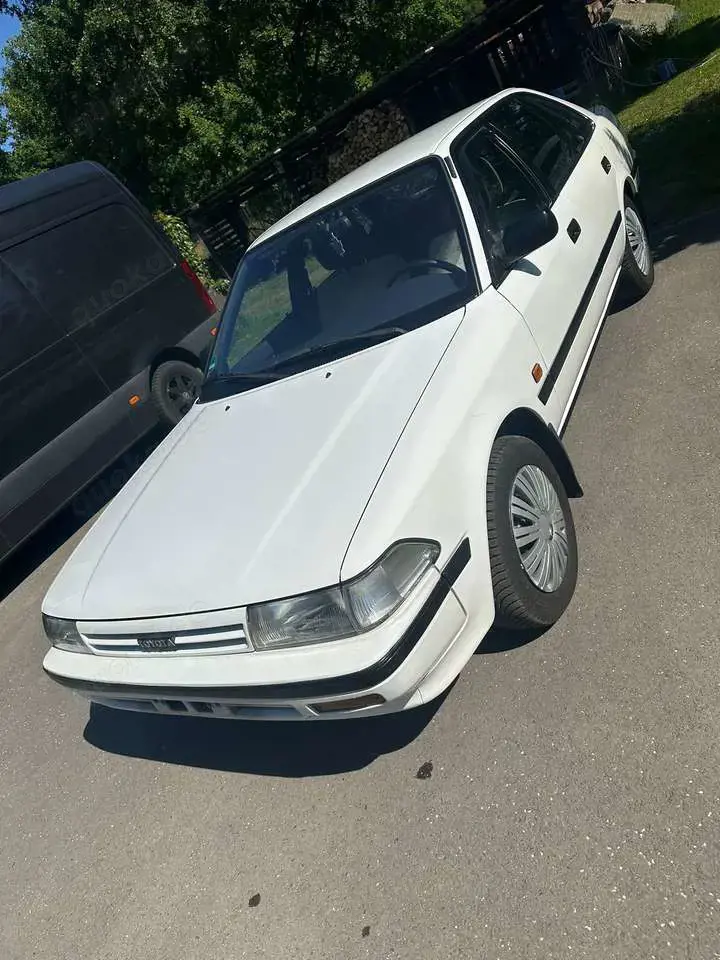 Toyota Carina