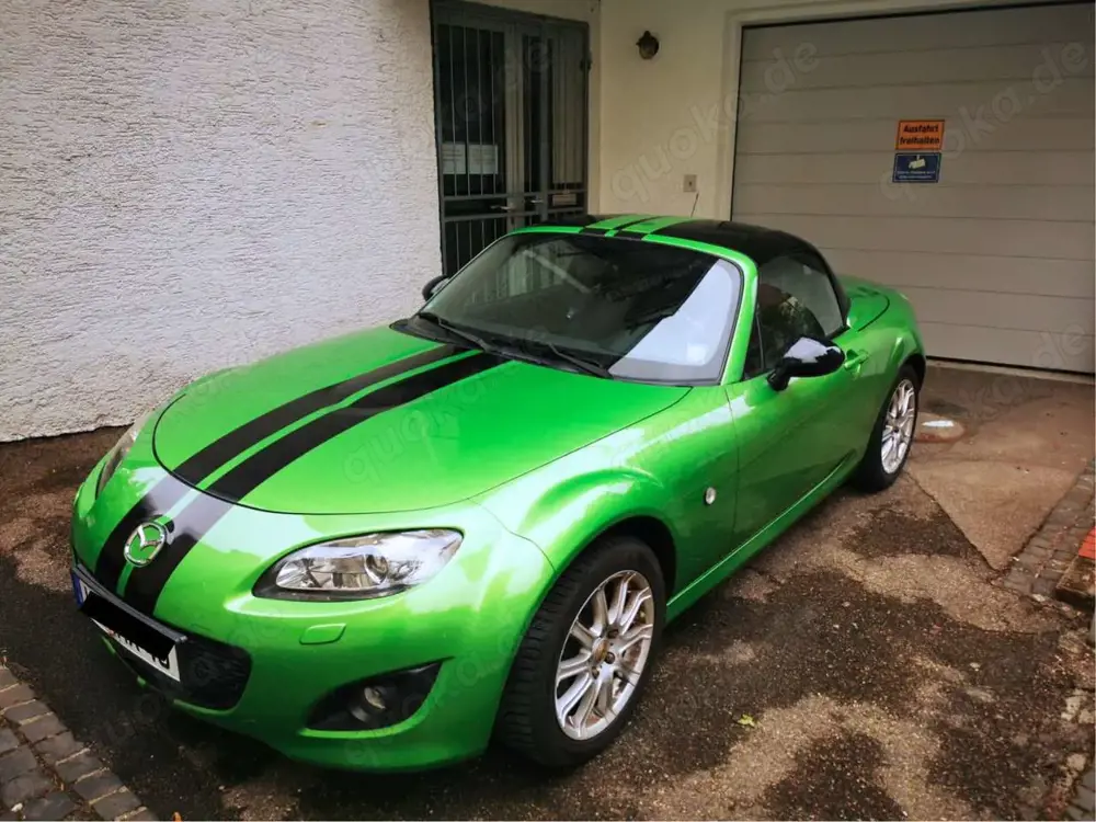 Mazda MX-5 MX-5 2.0 MZR Roadster Coupe Sondermodell KARAI