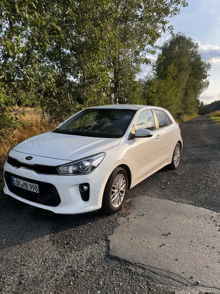 Kia Rio 1.0 T-GDI 100 Dream-Team Edition