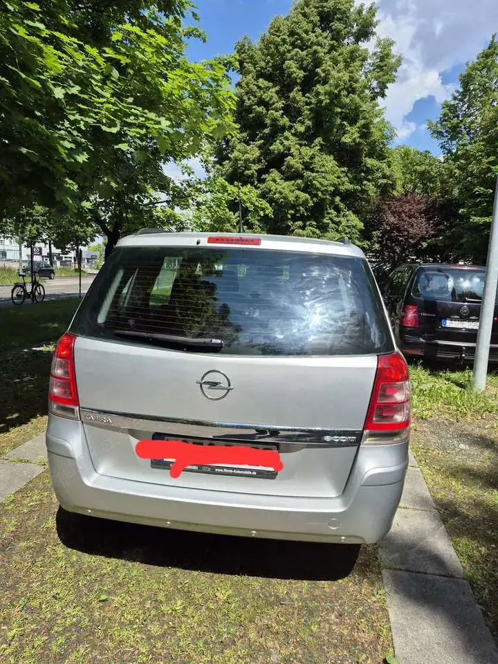 Opel Zafira 1.6