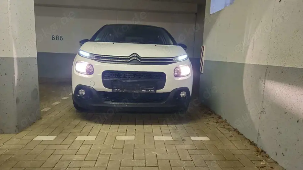 Citroen C3 Pure Tech 82 SHINE PDC|Klima|Kamera|Toterwi.|Tempo