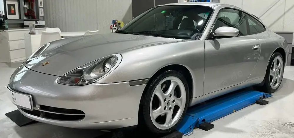 Porsche 996 911 Carrera