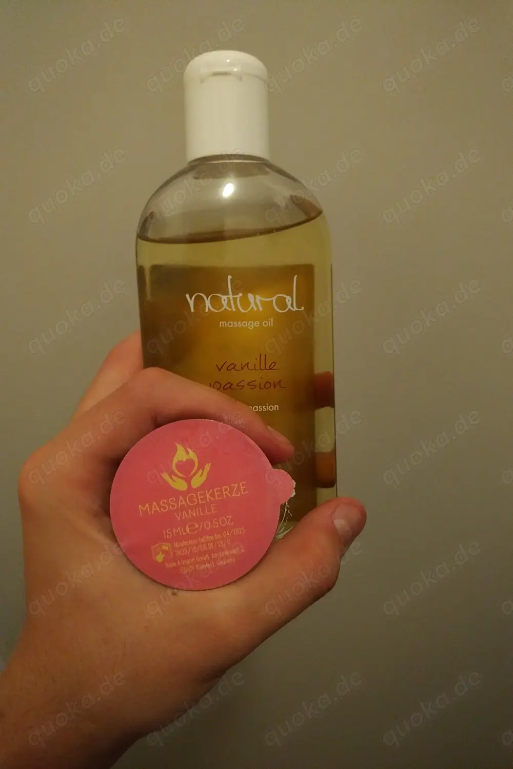 Junger Student (chonisch Pleite) massiert Rentnerinnen Omas gegen keines Taschengeld 