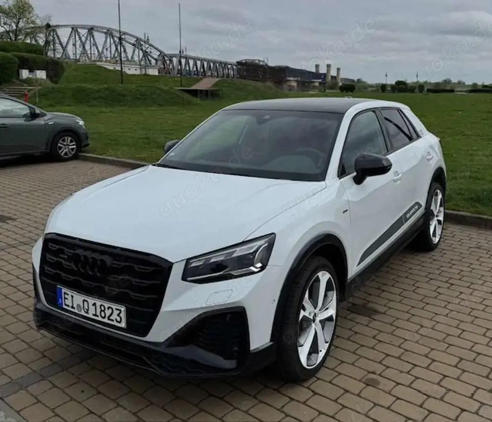 Audi Q2 Q2 35 TDI S tronic S line quatrro, AHK, PANO