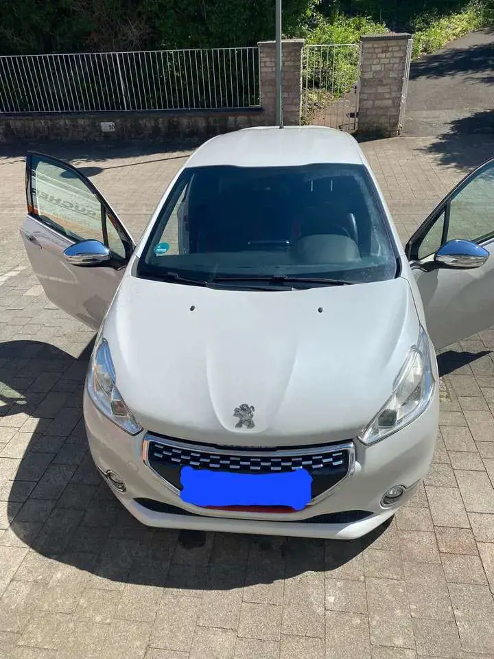 Peugeot 208 GTI 200 THP